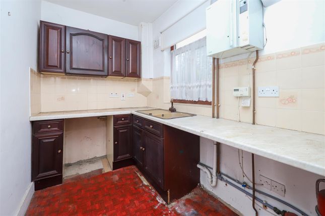 Detached house for sale in Reeves Avenue, London