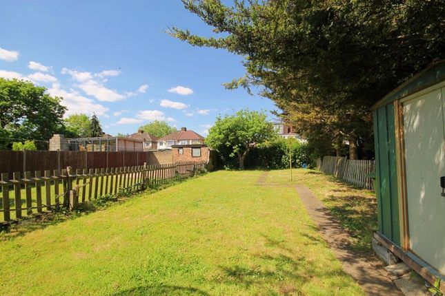 90, Middleton Avenue, Greenford photo 3