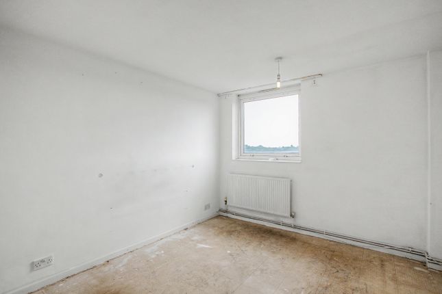 15, Hornchurch photo 5