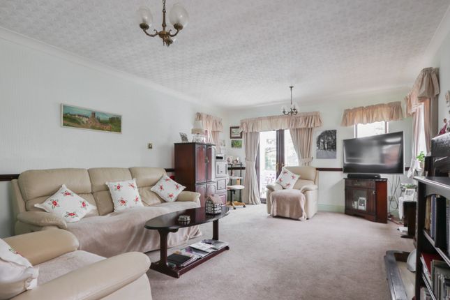 Semi-detached bungalow for sale in Golf Links Road, Hull