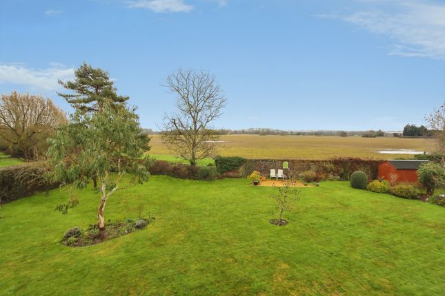 7, Caysers Croft, Tonbridge photo 3