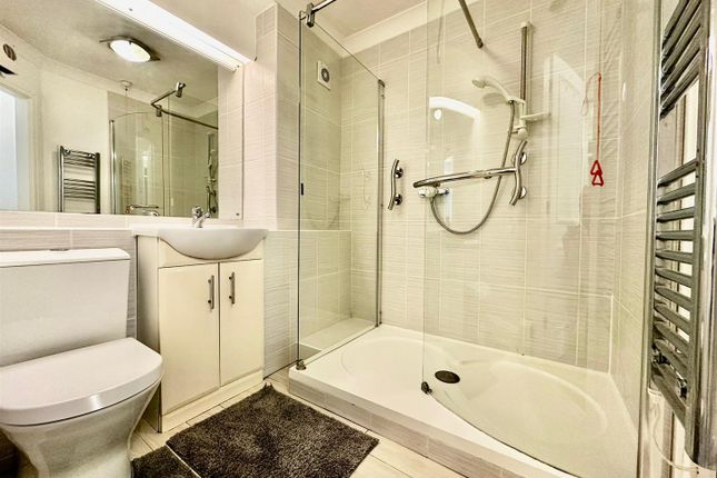 12, Beechwood, Tabley Road, Knutsford photo 3