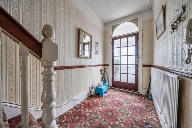 69, Arngask Road, London photo 4