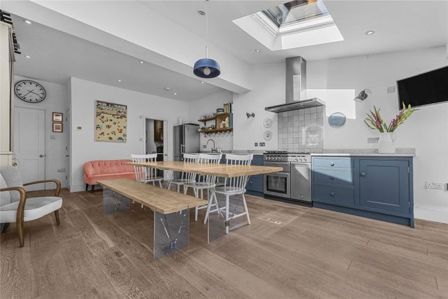 Burmester Road, London photo 4