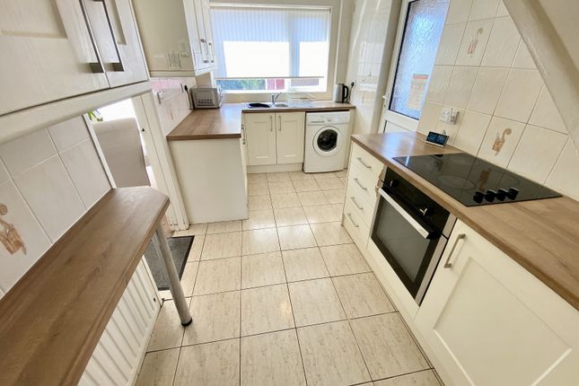 61, Maes Y Gwernen Drive, Swansea photo 4
