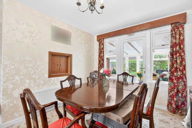 43 Oxgang Road, Grangemouth photo 4