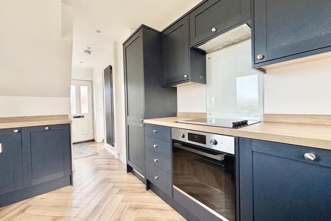 22, Goosefield Rise, Leeds photo 4