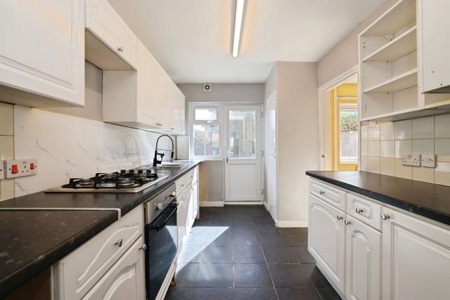 7, Dunnet Close, Calne photo 5