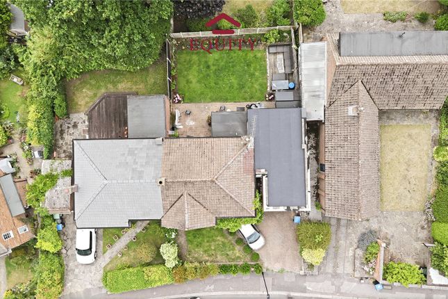 36, Bycullah Road, Enfield photo 2