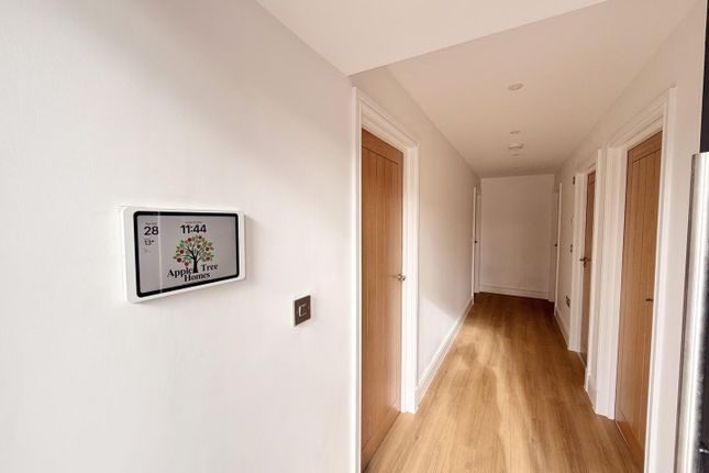 25 Gilmorton Avenue photo 4
