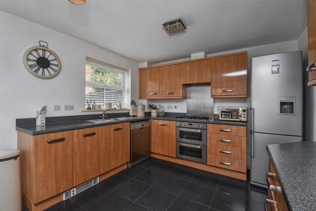 32, Arden Close, Little Stanion photo 3