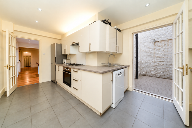 77a, Kensington Gardens Square, London photo 4