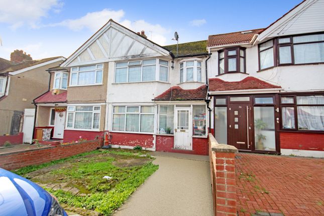 Thumbnail Terraced house for sale in Stanley Park Drive, Wembley, Middlesex
