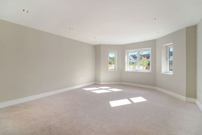 10 Brunswick Close, Epsom photo 3