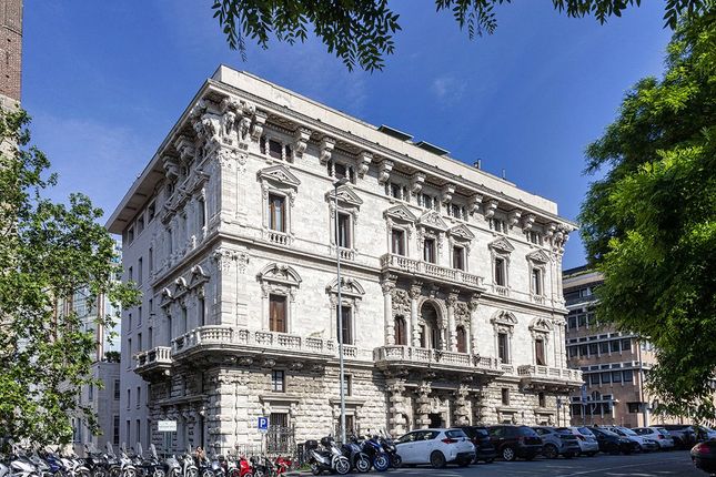 Apartment for sale in Via Bartolomeo Bosco, Genoa, Liguria, Italy, 16121