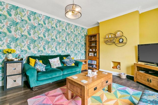 19, Castle Road, Glasgow photo 4