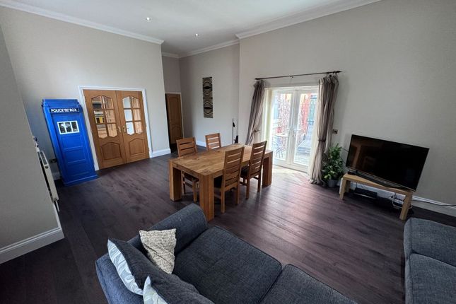 Flat 3, 16, Warwick Road, Stratford-Upon-Avon photo 3