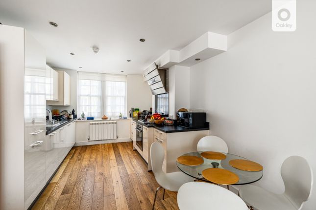 Flat for sale in Beta House, St. Johns Road, Hove