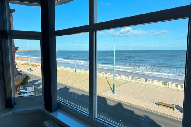 Flat to rent in East Parade, Whitley Bay