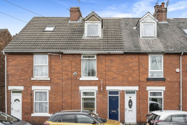 Thumbnail Terraced house for sale in Queens Road, Doncaster