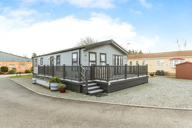 Thumbnail Lodge for sale in Cliffe Common, Cliffe Common, Selby