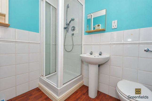 3 Hull Place, London photo 5