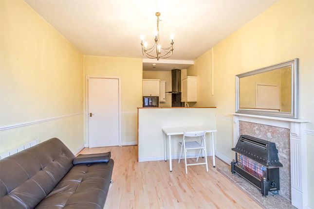 Flat for sale in Kennoway Drive, Thornwood, Glasgow