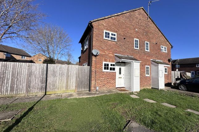 Semi-detached house for sale in Falcon Way, Ashford
