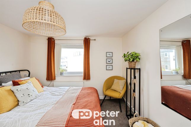 4, Tonnant Road, Swansea photo 4