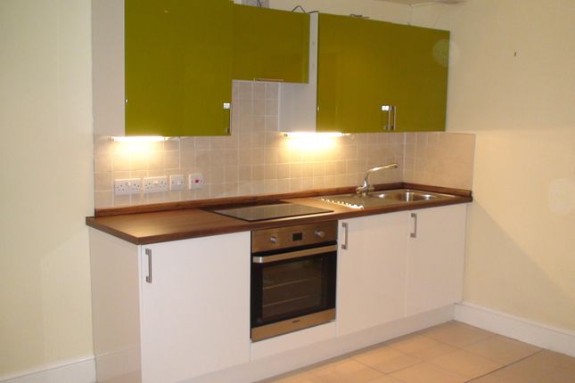 69, High Street, Hemel Hempstead photo 4