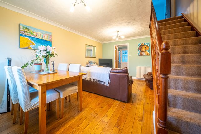 15 Meadbrook Gardens, Eastleigh photo 2