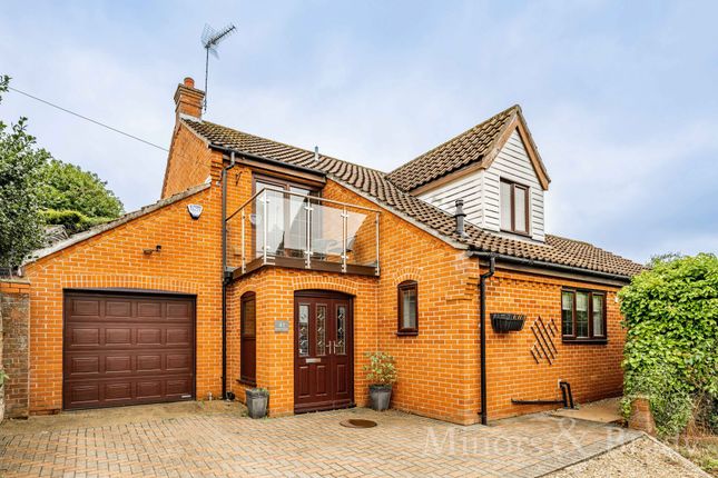 Thumbnail Detached house to rent in Lower Street, Horning