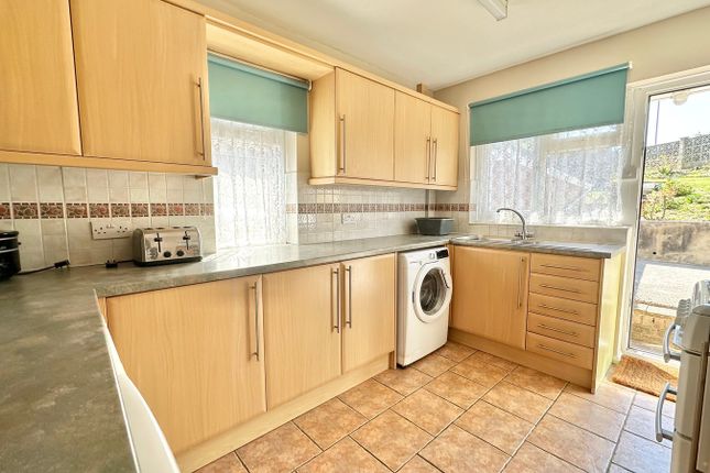 3, Deans Close, Bexhill-on-Sea photo 4