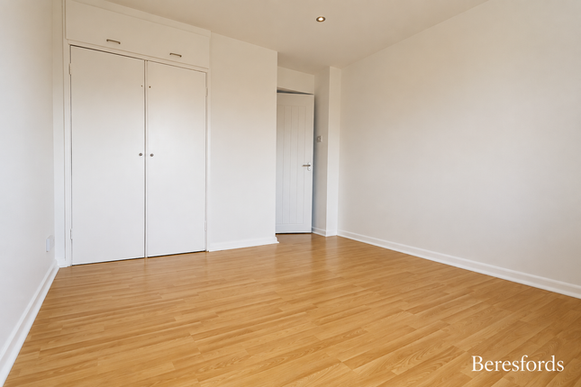 200, Pennymead, Harlow photo 4