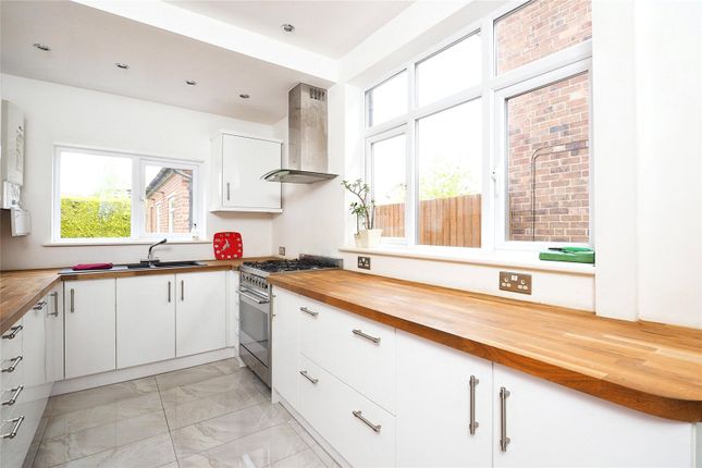 256, Wollaton Road, Nottingham photo 2