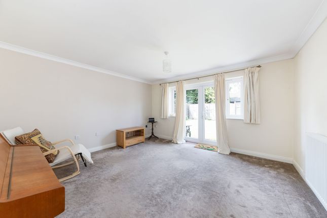 12 Northcourt Mews, Abingdon photo 2