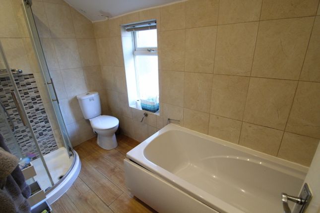 Shared accommodation for sale in Cottage Beck Road, Scunthorpe, Lincolnshire