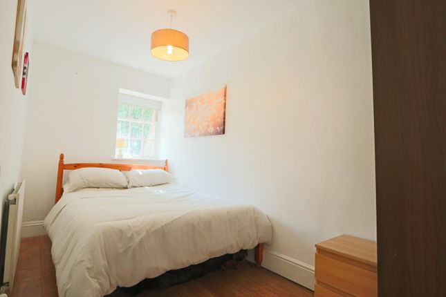 Flat to rent in Meridian Place, Bristol