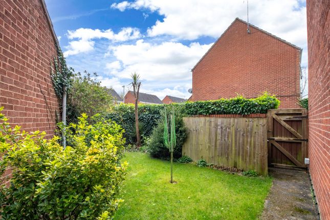 End terrace house for sale in Kitebrook Close, Redditch, Worcestershire