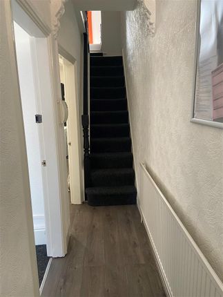 Shared accommodation to rent in Ventnor Street, Hull