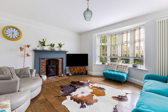94, Aldenham Road, Bushey photo 4