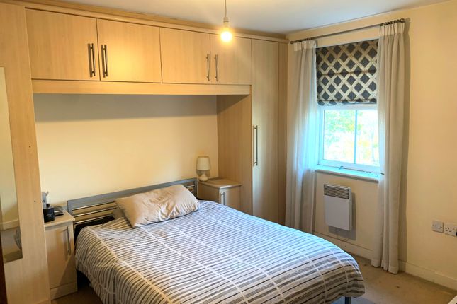 12, Etruria Court, Etruria, Stoke-on-Trent photo 4