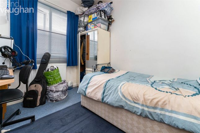 Terraced house to rent in Washington Street, Brighton, East Sussex