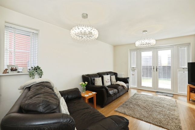 33, Medlock Street, Northwich photo 4