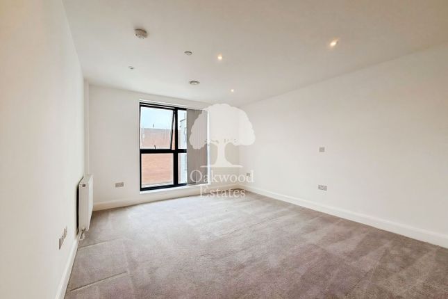Radstock House, High Street, Slough photo 5