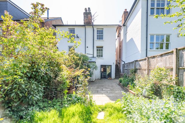8, Falkland Road, Dorking photo 4