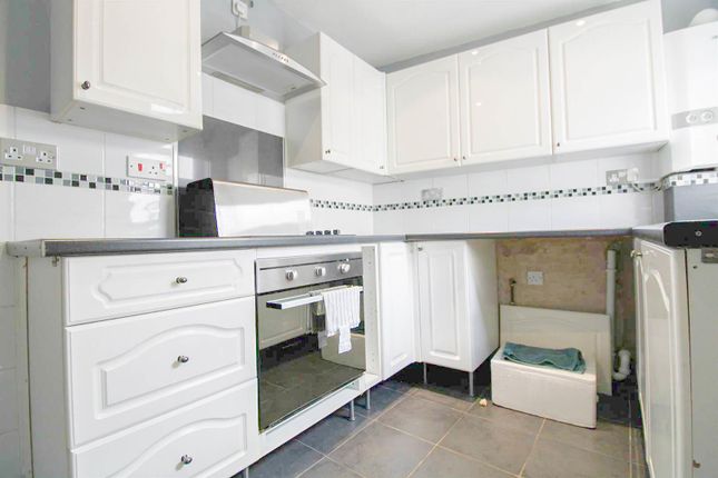 271, Canterbury Street, Gillingham photo 2