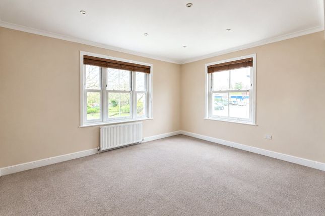 8A,, St. Johns Road, Surrey photo 3