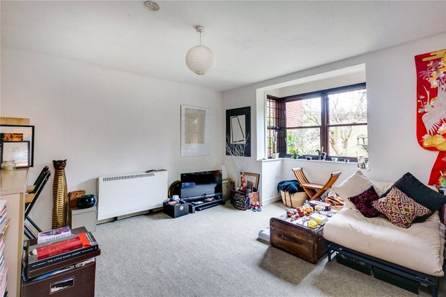 Flat for sale in Balmoral Mews, London