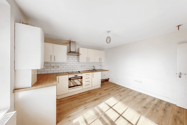 Flat 37, London photo 2